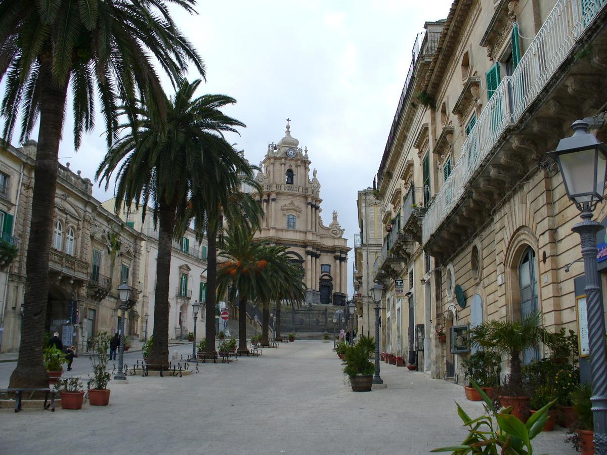 Giumbabulla Luxury House Bed & Breakfast Ragusa Exterior foto