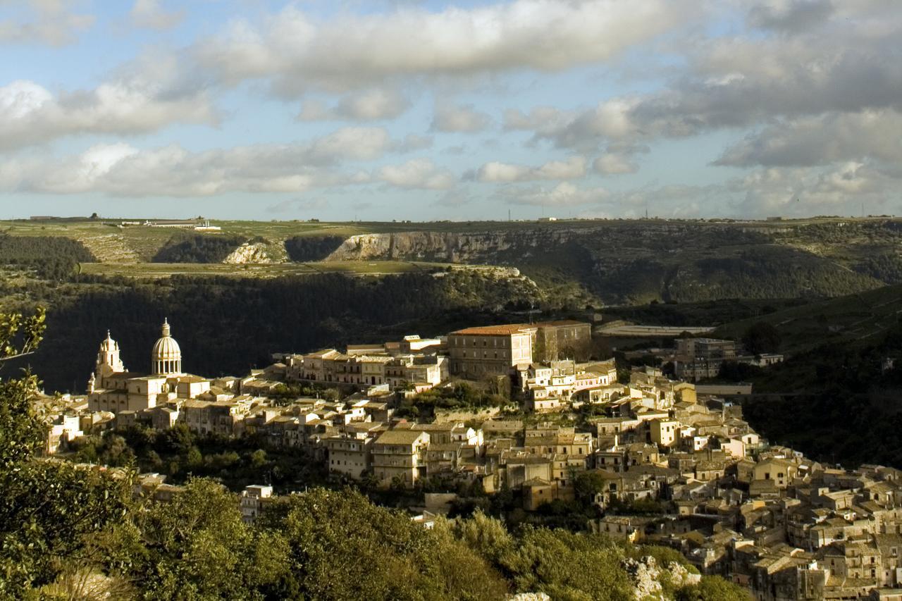 Giumbabulla Luxury House Bed & Breakfast Ragusa Exterior foto