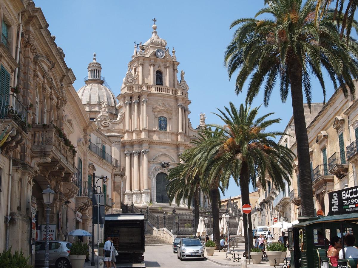 Giumbabulla Luxury House Bed & Breakfast Ragusa Exterior foto